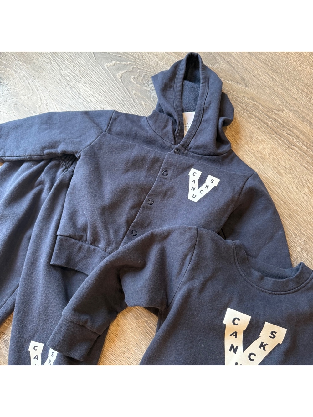 Creative Knitwear 18-months Canucks Navy Blue 3-Piece Set